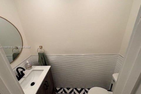 Купить таунхаус в Тамарак, Флорида 3 спальни, 184.78м2, № 2063212 - фото 18