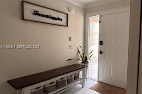 Купить таунхаус в Тамарак, Флорида 3 спальни, 184.78м2, № 2063212 - фото 21