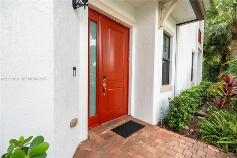 Touwnhouse à louer à Pembroke Pines, Floride: 3 chambres, 208.66 m2 № 2439367 - photo 4