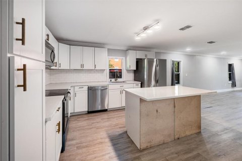 Casa en venta en Altamonte Springs, Florida, 3 dormitorios, 151.52 m2 № 1661884 - foto 4