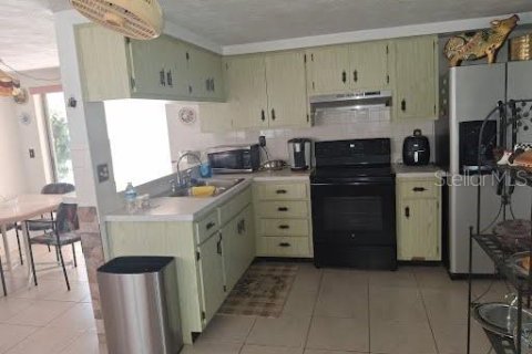Villa ou maison à louer à Holiday, Floride: 3 chambres, 150.5 m2 № 1837271 - photo 8