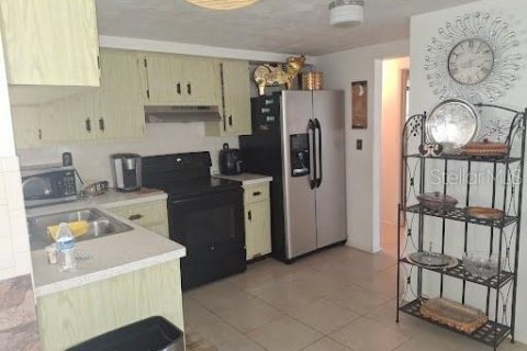 Villa ou maison à louer à Holiday, Floride: 3 chambres, 150.5 m2 № 1837271 - photo 7