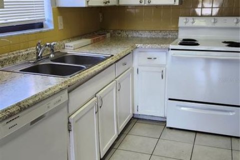 Купить коммерческую недвижимость в Холидэй, Флорида 6 спален, 223.52м2, № 1297139 - фото 15