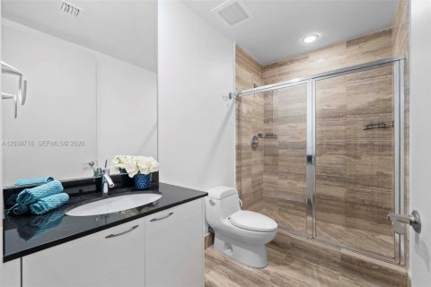 Copropriété à louer à Sunny Isles Beach, Floride: 3 chambres, 183.85 m2 № 2088358 - photo 26
