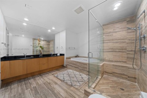 Copropriété à louer à Sunny Isles Beach, Floride: 3 chambres, 183.85 m2 № 2088358 - photo 18