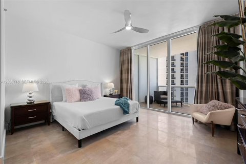 Copropriété à louer à Sunny Isles Beach, Floride: 3 chambres, 183.85 m2 № 2088358 - photo 12