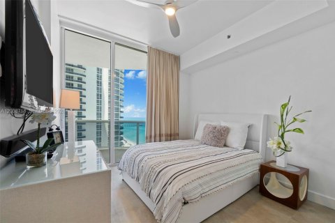Copropriété à louer à Sunny Isles Beach, Floride: 3 chambres, 183.85 m2 № 2088358 - photo 24