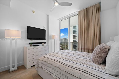 Copropriété à louer à Sunny Isles Beach, Floride: 3 chambres, 183.85 m2 № 2088358 - photo 25