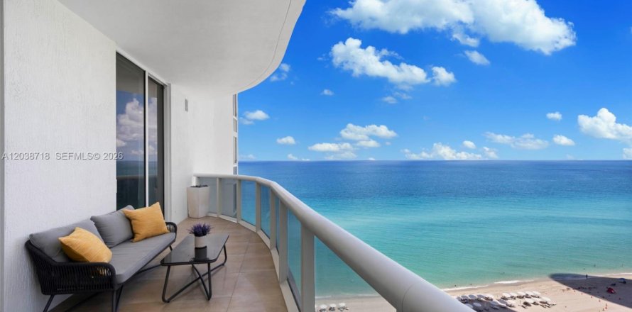 Condo à Sunny Isles Beach, Floride, 3 chambres № 2088358