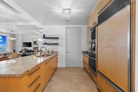 Copropriété à louer à Sunny Isles Beach, Floride: 3 chambres, 183.85 m2 № 2088358 - photo 6