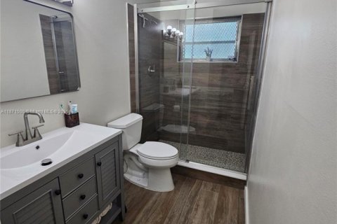 Casa en venta en Homestead, Florida, 4 dormitorios, 125.14 m2 № 1927472 - foto 12