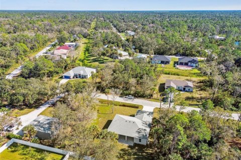 Villa ou maison à vendre à North Port, Floride: 3 chambres, 152.27 m2 № 1906399 - photo 28