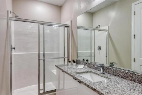 Touwnhouse à vendre à Kissimmee, Floride: 4 chambres, 196.21 m2 № 1648057 - photo 16