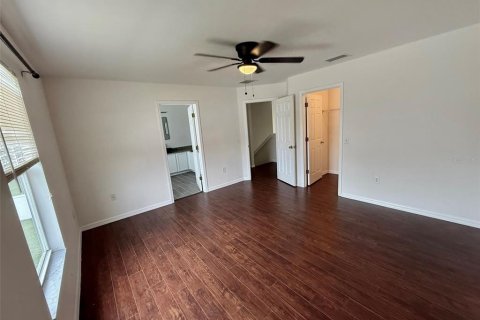 Casa en alquiler en Kissimmee, Florida, 4 dormitorios, 195.37 m2 № 1843515 - foto 21