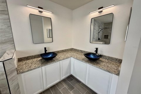 Casa en alquiler en Kissimmee, Florida, 4 dormitorios, 195.37 m2 № 1843515 - foto 26