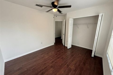 Casa en alquiler en Kissimmee, Florida, 4 dormitorios, 195.37 m2 № 1843515 - foto 19