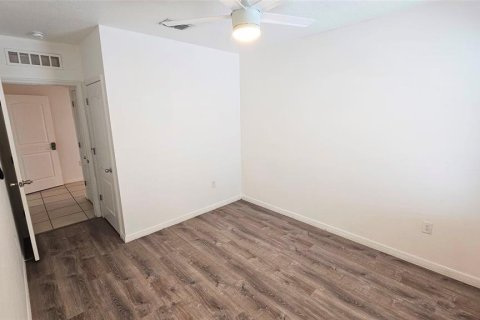House in Kissimmee, Florida 4 bedrooms, 177.44 sq.m. № 1837992 - photo 30