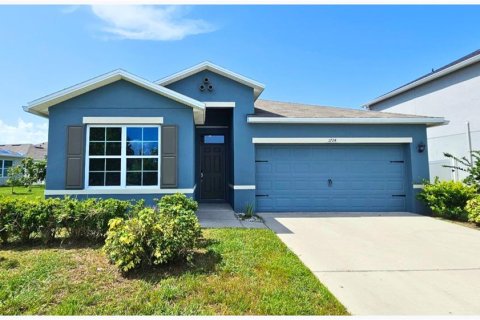 House in Kissimmee, Florida 4 bedrooms, 177.44 sq.m. № 1837992 - photo 1