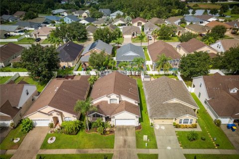 Casa en venta en Land O' Lakes, Florida, 4 dormitorios, 217.39 m2 № 1916975 - foto 3