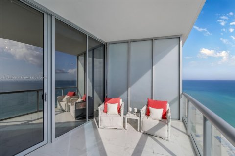 Copropriété à vendre à Sunny Isles Beach, Floride: 1 chambre, 79.71 m2 № 1707189 - photo 28