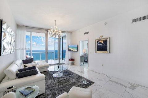 Copropriété à vendre à Sunny Isles Beach, Floride: 1 chambre, 79.71 m2 № 1707189 - photo 6