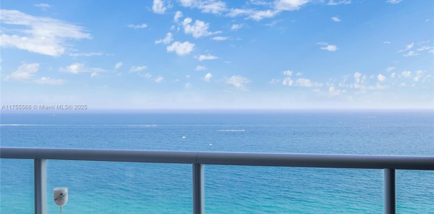 Condo à Sunny Isles Beach, Floride, 1 chambre  № 1707189