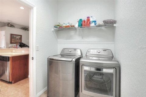 Villa ou maison à vendre à Lakeland, Floride: 4 chambres, 190.91 m2 № 1827046 - photo 17