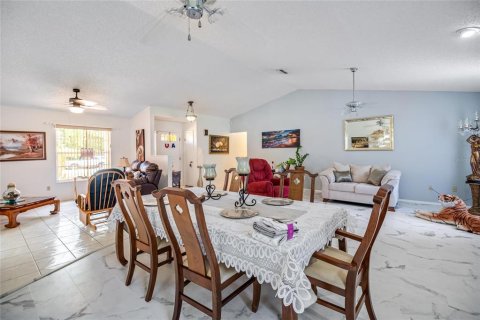 Купить виллу или дом в Палм-Кост, Флорида 3 комнаты, 173.17м2, № 2205416 - фото 8