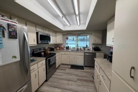 Casa en venta en Port Charlotte, Florida, 3 dormitorios, 204.29 m2 № 2217907 - foto 6
