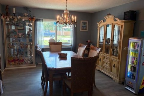 Casa en venta en Port Charlotte, Florida, 3 dormitorios, 204.29 m2 № 2217907 - foto 11