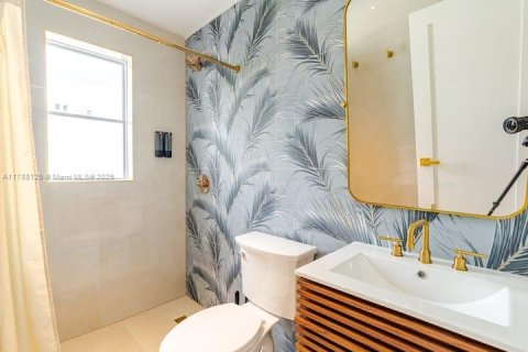 Villa ou maison à vendre à Miami Beach, Floride: 5 chambres, 203.46 m2 № 1935783 - photo 28