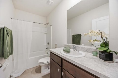 Adosado en venta en Sarasota, Florida, 3 dormitorios, 160.16 m2 № 2140676 - foto 17