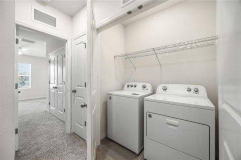 Adosado en venta en Sarasota, Florida, 3 dormitorios, 160.16 m2 № 2140676 - foto 19