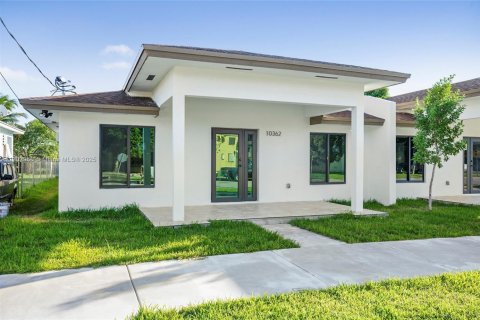 Снять в аренду виллу или дом в Майами, Флорида 2 спальни, № 2034664 - фото 3