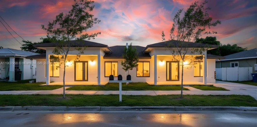 Дом в Майами, Флорида 2 спальни № 2034664