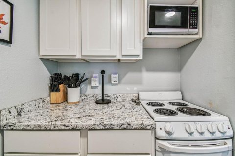 Copropriété à vendre à Tampa, Floride: 3 pièces, 35.67 m2 № 1919132 - photo 26