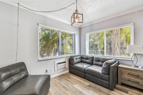 Copropriété à vendre à Tampa, Floride: 3 pièces, 35.67 m2 № 1919132 - photo 15