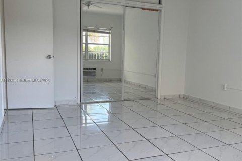 Купить кондоминиум в Майами-Бич, Флорида 1 спальня, 59.36м2, № 1948504 - фото 14