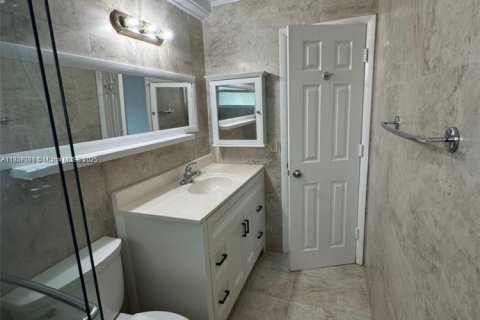 Купить кондоминиум в Майами-Бич, Флорида 1 спальня, 59.36м2, № 1948504 - фото 11