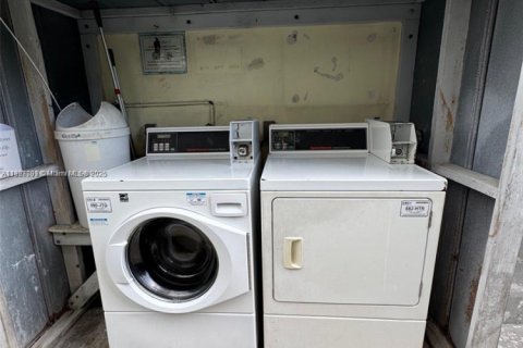 Купить кондоминиум в Майами-Бич, Флорида 1 спальня, 59.36м2, № 1948504 - фото 29