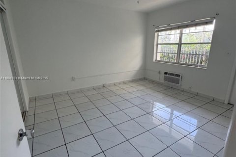 Купить кондоминиум в Майами-Бич, Флорида 1 спальня, 59.36м2, № 1948504 - фото 5