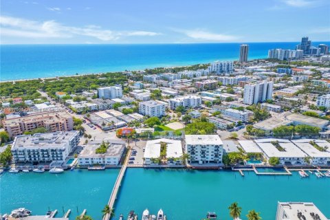 Купить кондоминиум в Майами-Бич, Флорида 1 спальня, 59.36м2, № 1948504 - фото 26