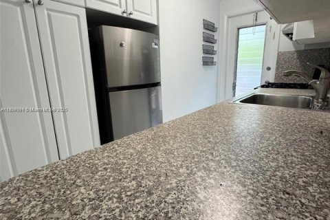 Купить кондоминиум в Майами-Бич, Флорида 1 спальня, 59.36м2, № 1948504 - фото 8