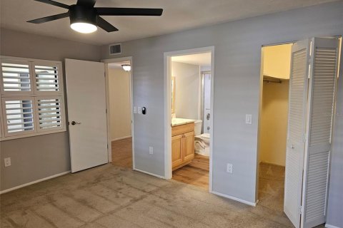 Снять в аренду кондоминиум в Брейдентон, Флорида 2 спальни, 126.72м2, № 1782279 - фото 24