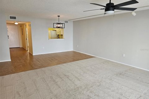 Снять в аренду кондоминиум в Брейдентон, Флорида 2 спальни, 126.72м2, № 1782279 - фото 9