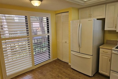 Снять в аренду кондоминиум в Брейдентон, Флорида 2 спальни, 126.72м2, № 1782279 - фото 12