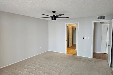 Снять в аренду кондоминиум в Брейдентон, Флорида 2 спальни, 126.72м2, № 1782279 - фото 17