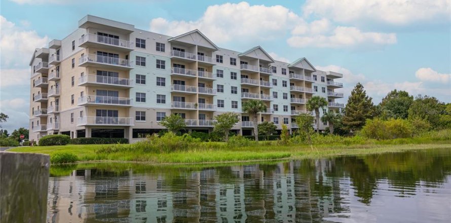 Condominio en Orlando, Florida, 3 dormitorios № 1367906