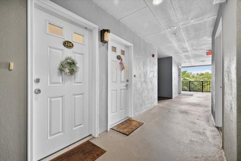 Condominio en venta en Oldsmar, Florida, 2 dormitorios, 144.28 m2 № 1833152 - foto 13