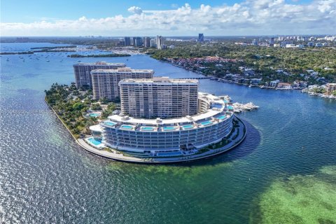 Купить кондоминиум в Майами, Флорида 3 спальни, № 2005481 - фото 28